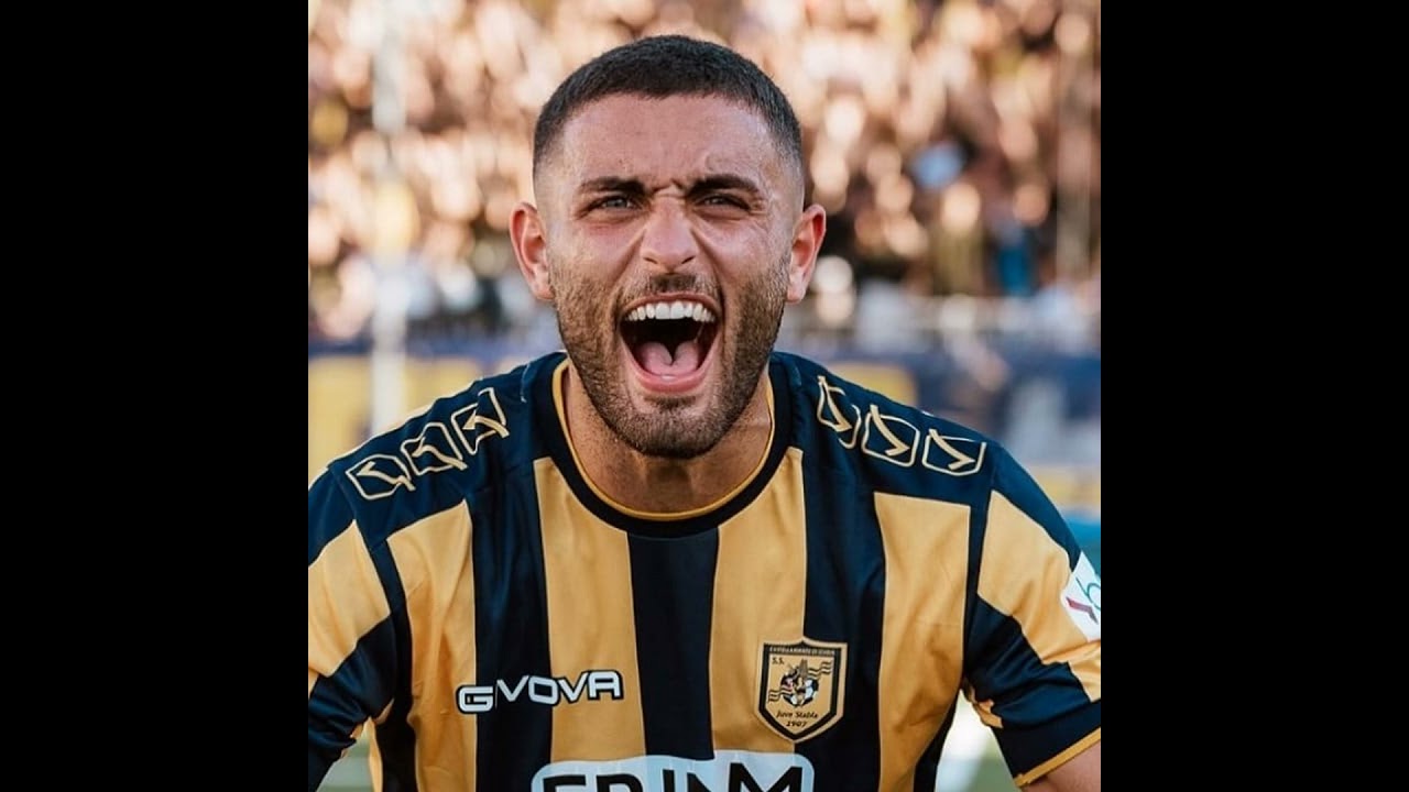 Podcast: Avellino, Hai Davvero Capito Chi &Egrave; Gabriele Artistico ? Il Suo Profilo Ti Sorprender&agrave; ! ...