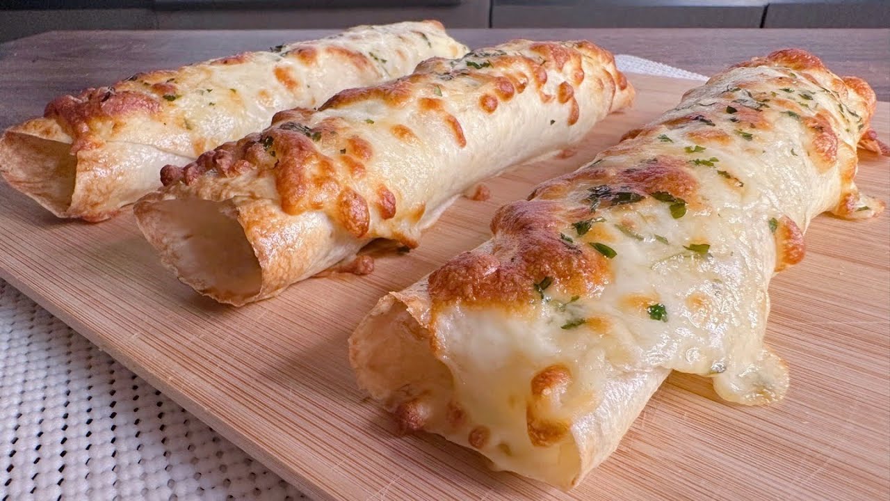 Creamy Chicken Tortilla Rolls - Simple & Delicious! #chicken #tortilla #rolls #simplerecipe
