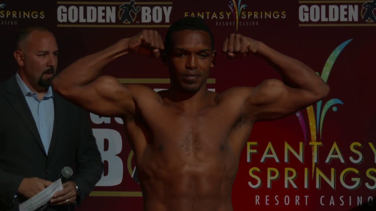 Official Weigh In - Golden Boy Boxing on ESPN - Jason Quigley vs Glen Tapia