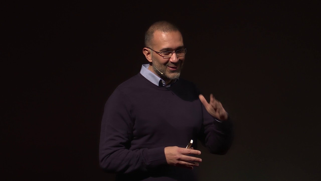 Non sempre il treno giusto è il primo che passa | Enrico Ventrice | TEDxSoverato