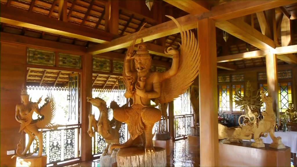 Woodcarving in Thailand, Chiang Mai