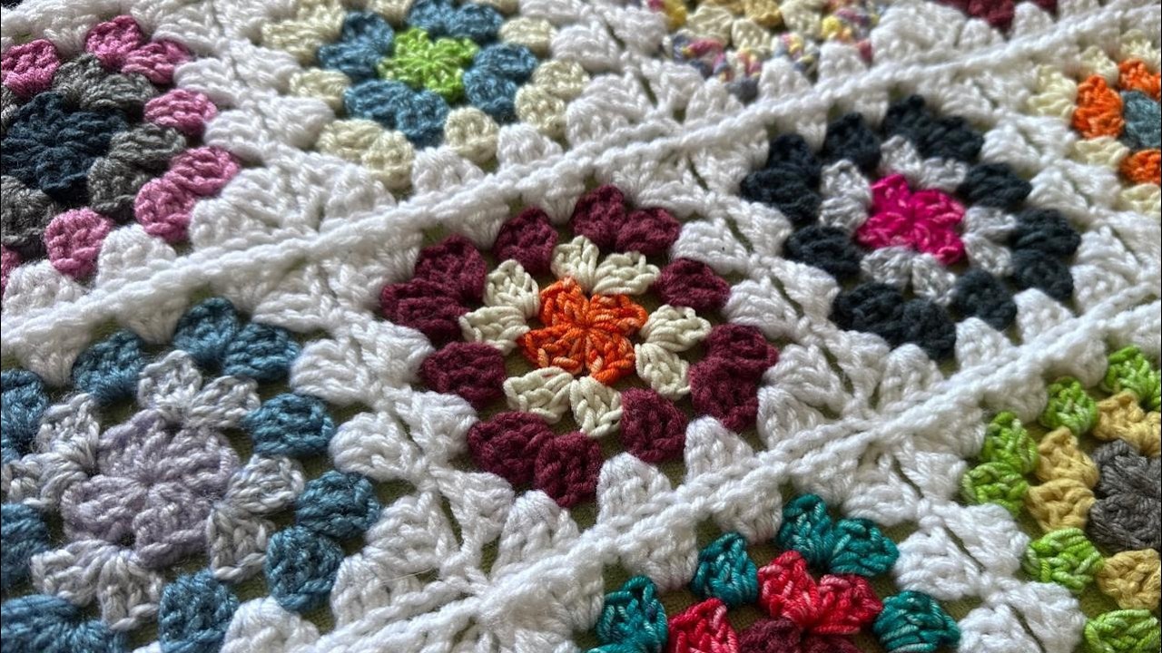 (#158 Canhoto) Granny Square ou Quadradinho da Vovó Clássico
