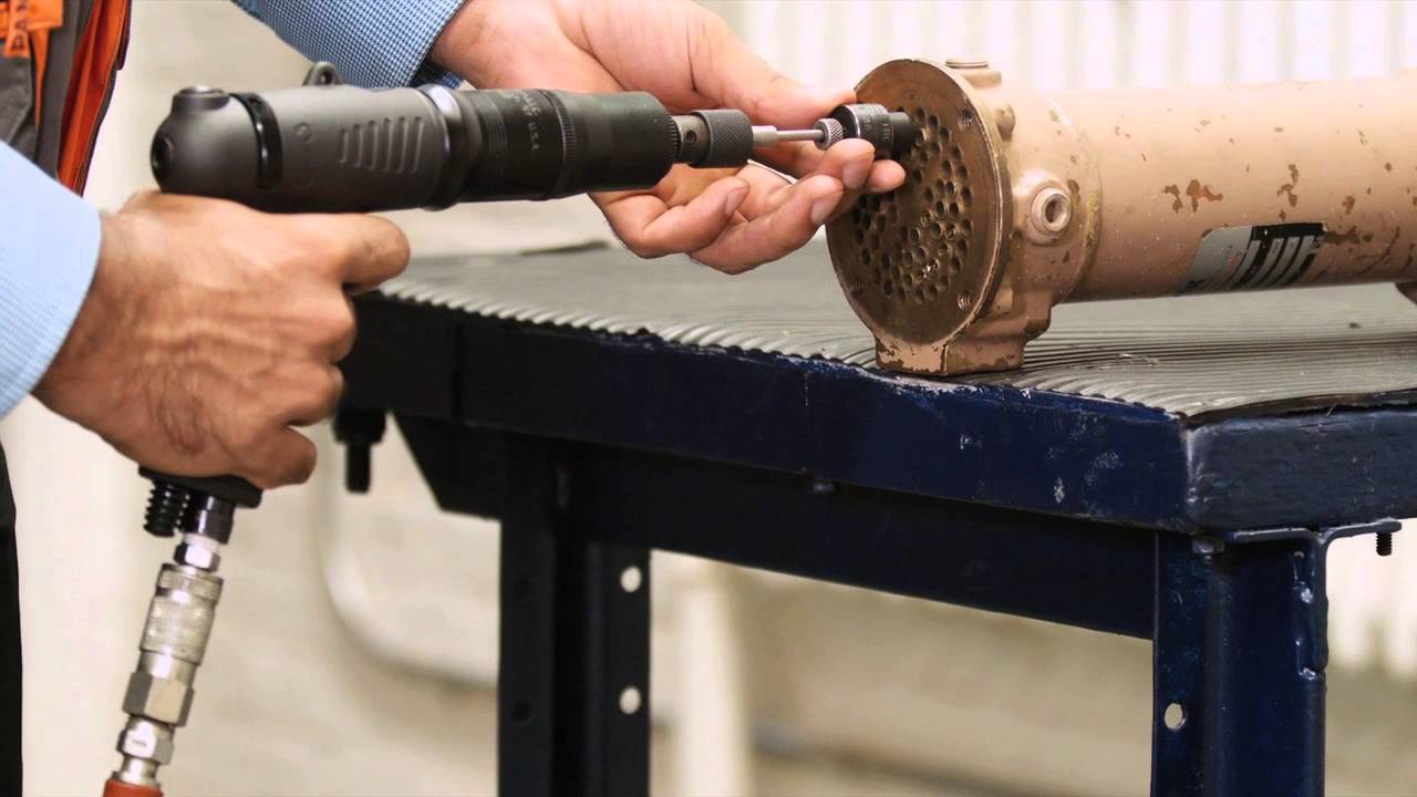 Tube Roller for Condensers, Chillers and Heat Exchangers with Torque Control and Auto Reverse