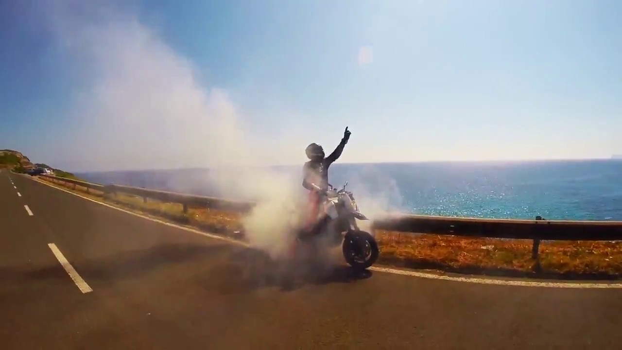 BMW S1000XR vs. KTM 990 SMR | coast road | Sardinia 2017
