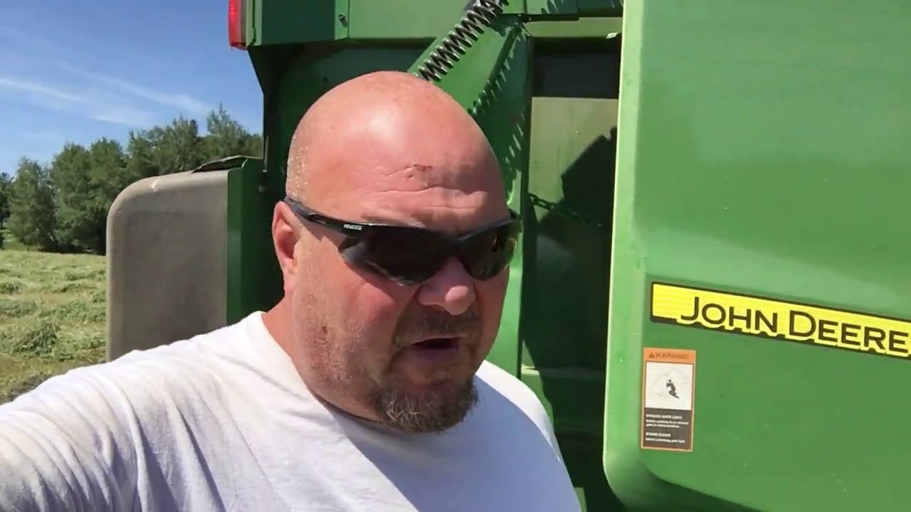 Round Baling Pea's & Oat's!!!! IMG 2356