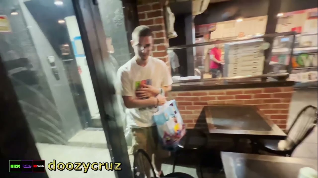 Worldoftshirts Confronted By His Own Clone!