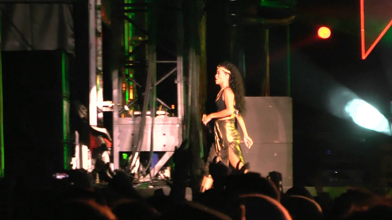 Rihanna - Summer Sonic 2012 @ Osaka リアーナ HD