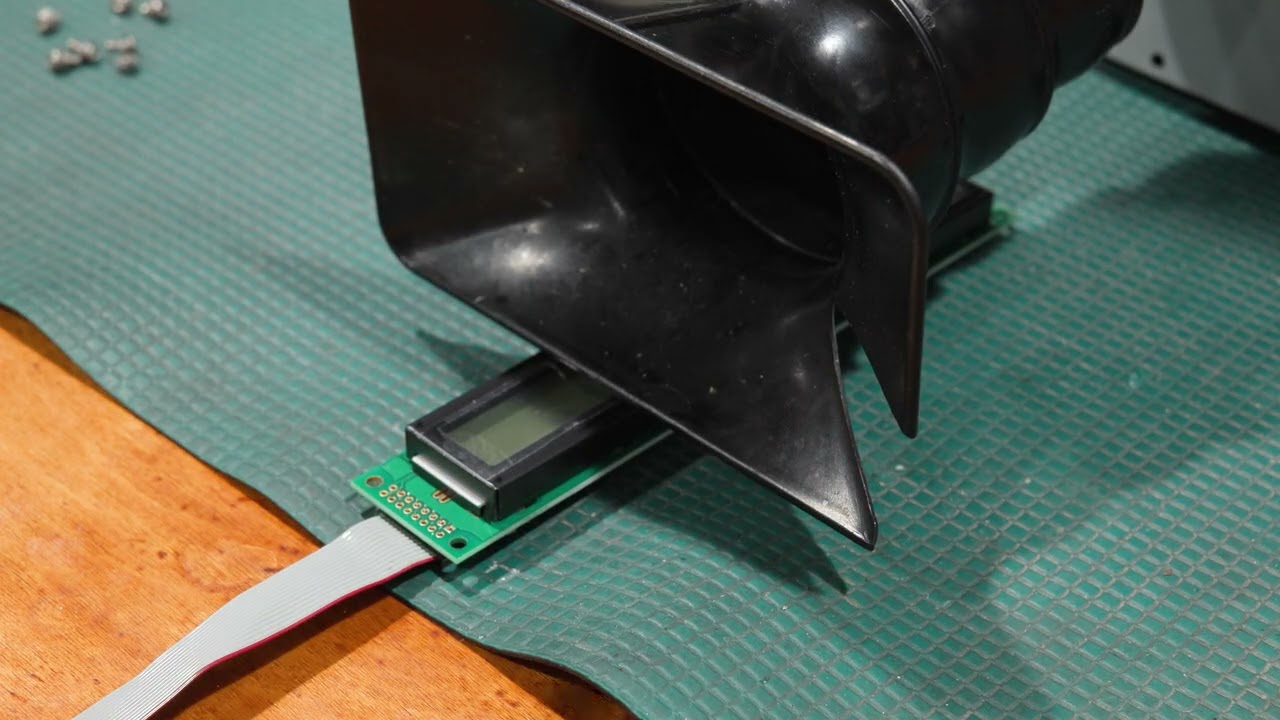 HP 8904 Unit 2 Display Replacement with Tech Errors