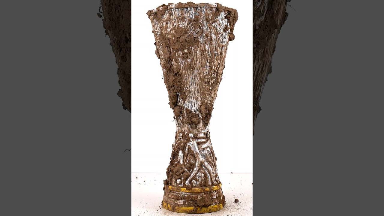 Cleaning The Dirtiest Europa League Trophy!