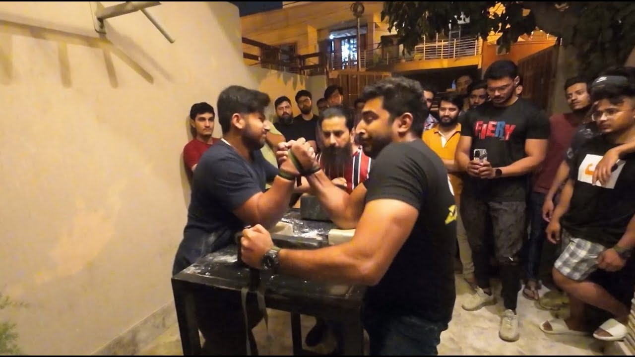 Armwrestling At Butt House - Hassan Agha vs Ali Faisal, Mohsin vs Sami