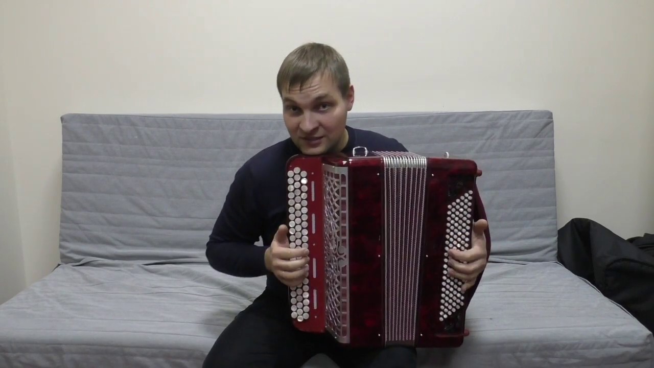 Баян 64/120 Цельнопланочный. МузПром-Москва.