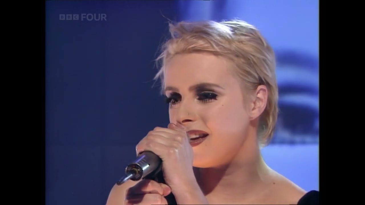 Dubstar - No More Talk (Top of the Pops 18 July 1997)