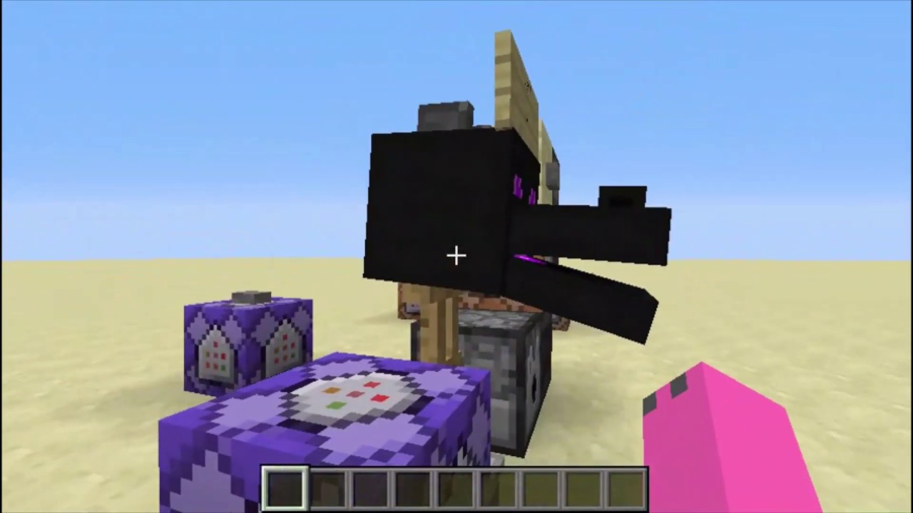 How to detect when players hold items and other data for mobs 1.14+