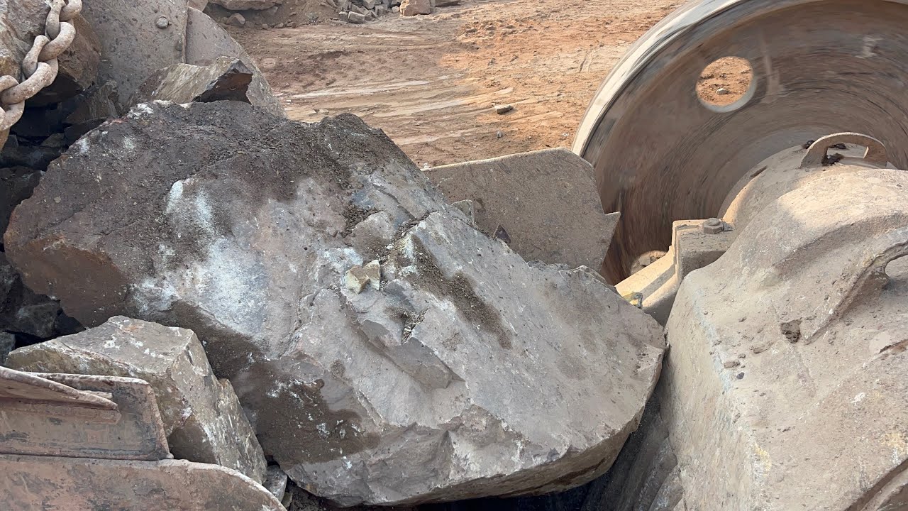PLAYING with GIANT Rocks.ASMRRock Quarry CRUSHINGOperations Primary Jaw Crusher in action