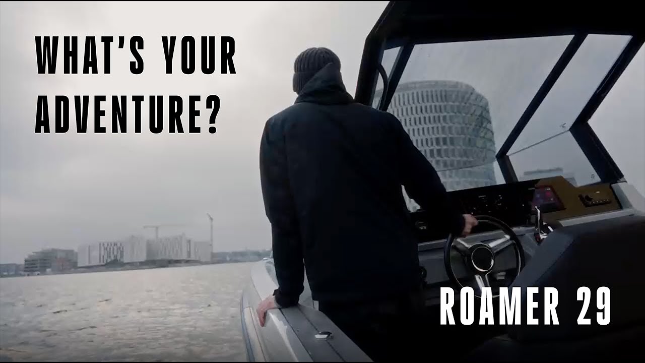 Embrace the Unknown: Sailing and Winter Swimming on the Adventure Boat Roamer 29