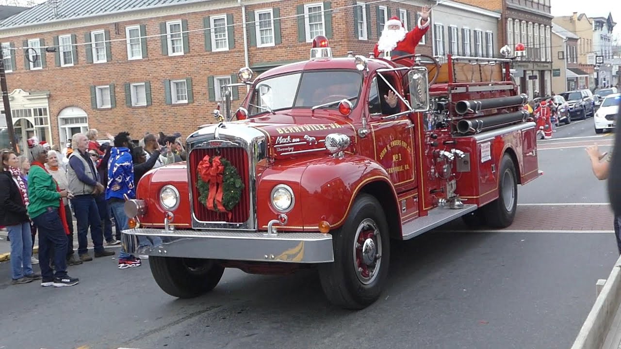 Berryville Christmas Parade 12 2 2023