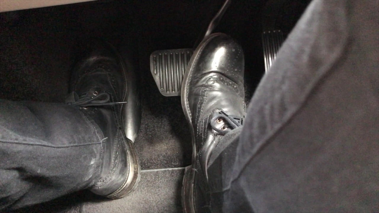How to Pivot Your Foot between the Brake and Accelerator