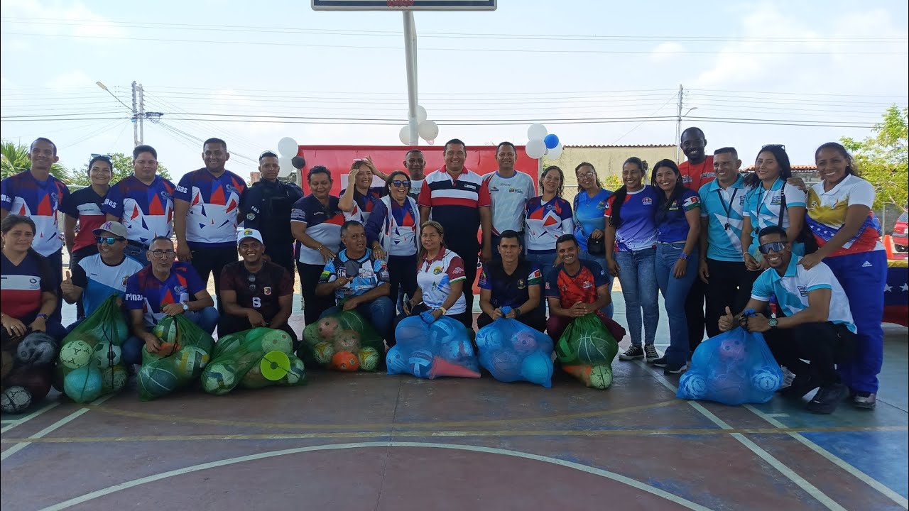 Desde la U.E Nueva Generación Terrazas del Caipe entrega Kits Deportivos a Instituciones Educativas.