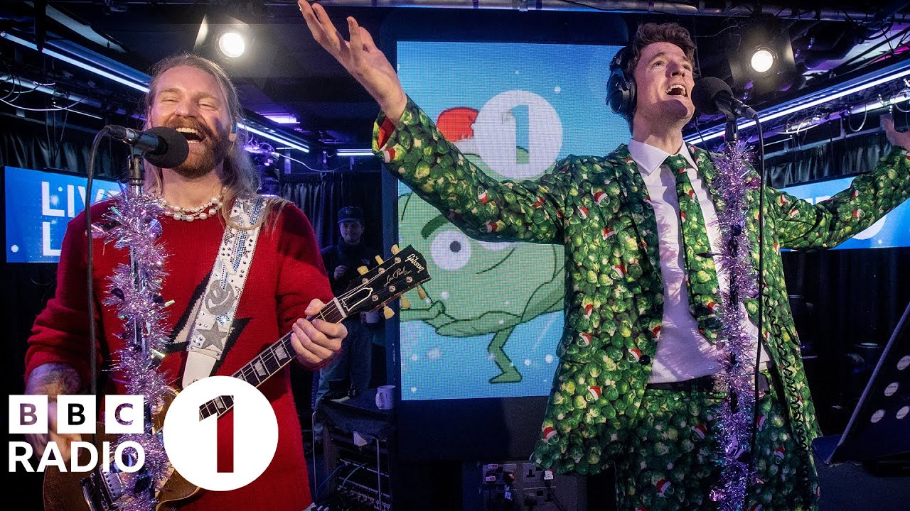Greg James ft Sam Ryder and Supertato - A Merry Veggie Christmas in the Live Lounge