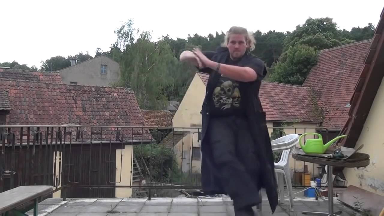 L&uuml;genlord song 1h version