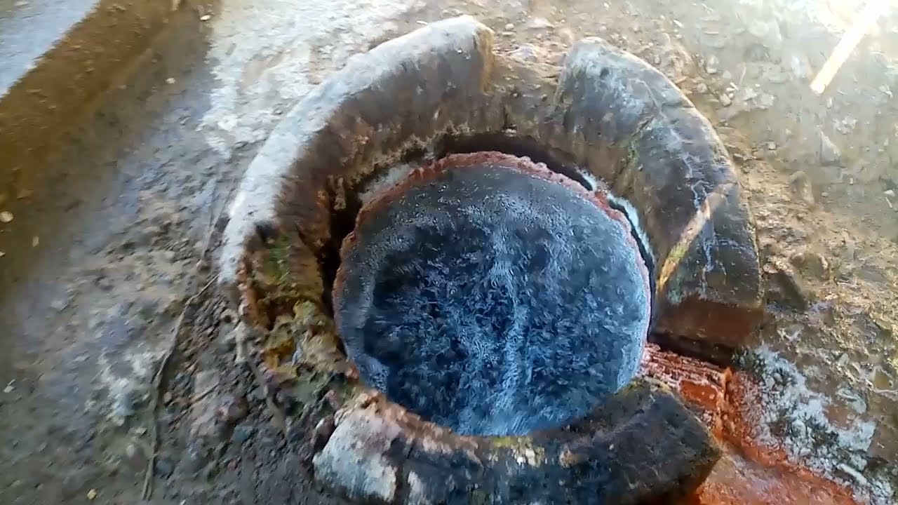 Izvorul de apă minerală din comuna Botiza 