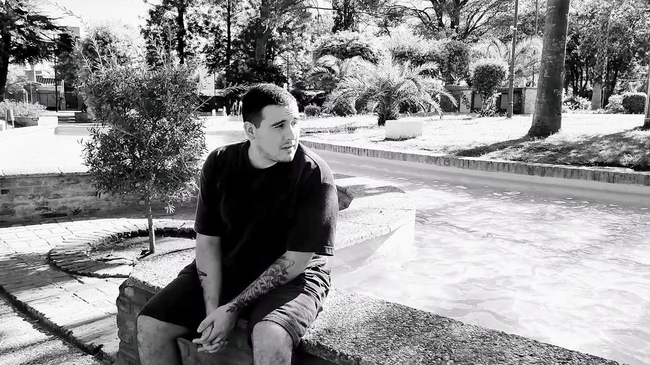 Leo Diaz Tulian - El Primer Amor (Video Oficial) 