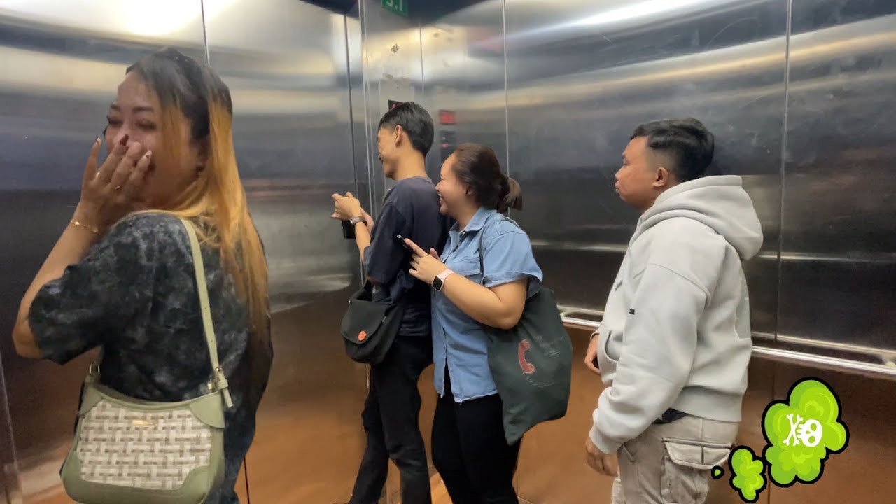 RANK KENTUT DI DALAM LIFT CEWEK CANTIK INI KAGET SAMPAI NENGOK KEBELAKANG WKWK