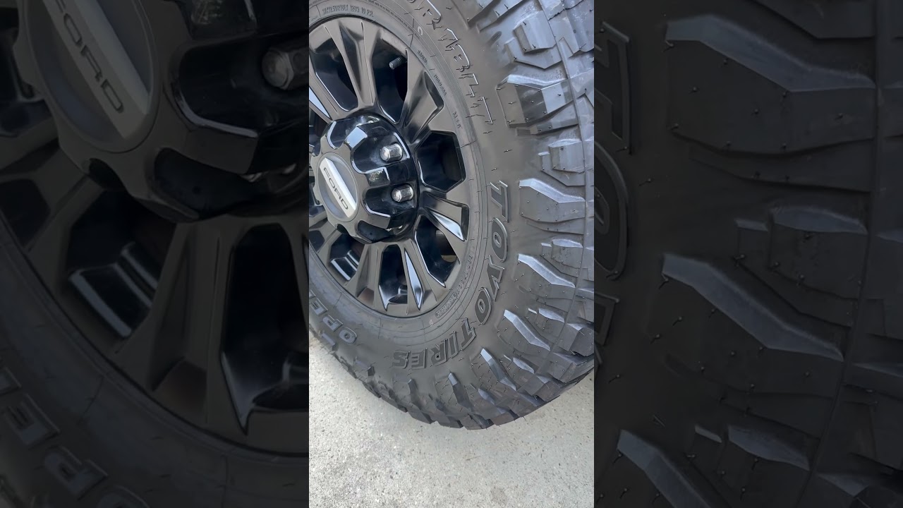 Open Country RT PRO 37x12.5x18 2021 Tremor F250 with leveling Kit.