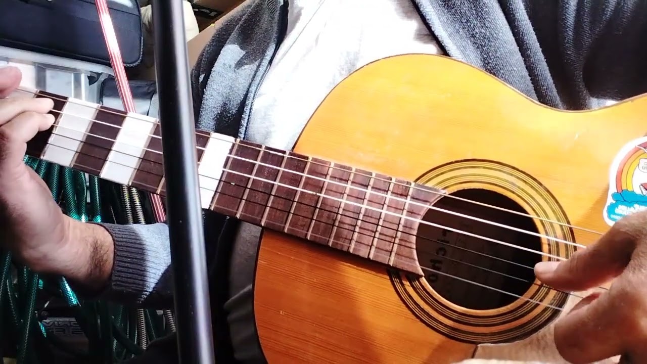 Guitarra suena más bajo 3