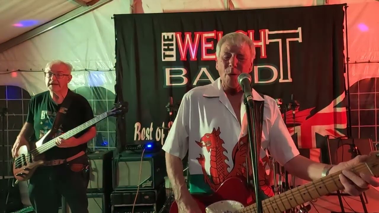The Welsh T Band - Walking By Myself
