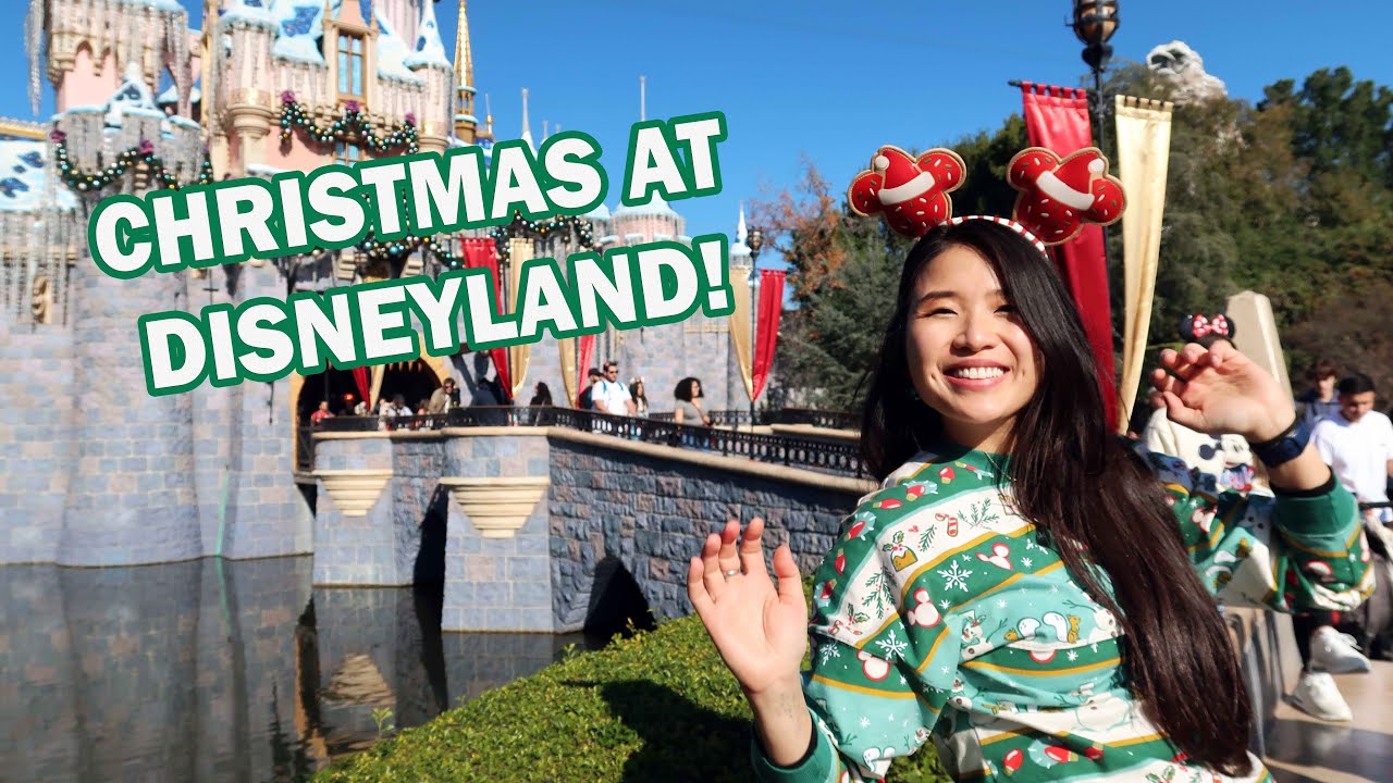 CHRISTMAS AT DISNEYLAND!! | Food, SANTA, Rides, SNOW...it's a Disney Christmas wonderland!