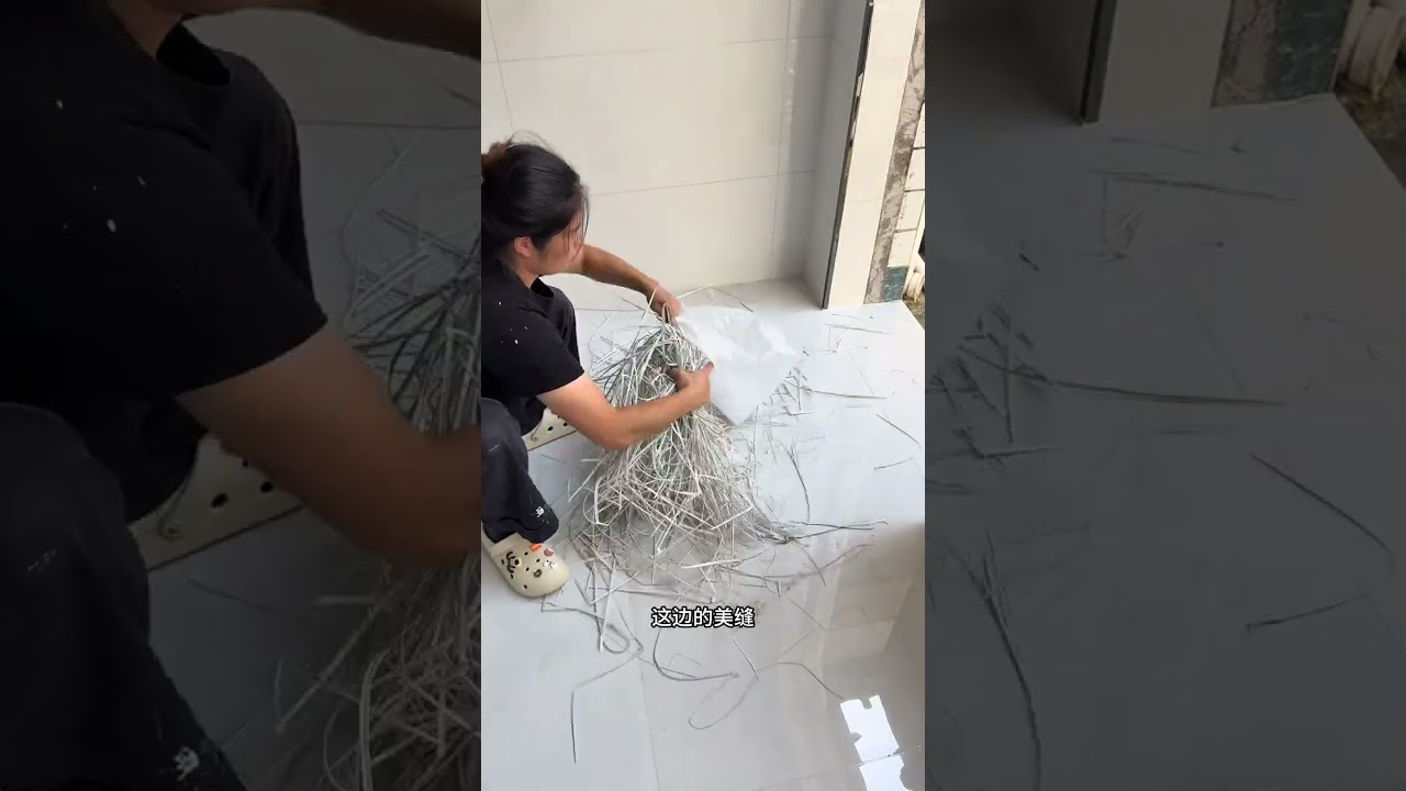 今天看一下婆家这边的进度、改水电、贴瓷砖、做美缝、装吊顶、可算是有点模样了#旧房翻新 #农村断舍离#解压