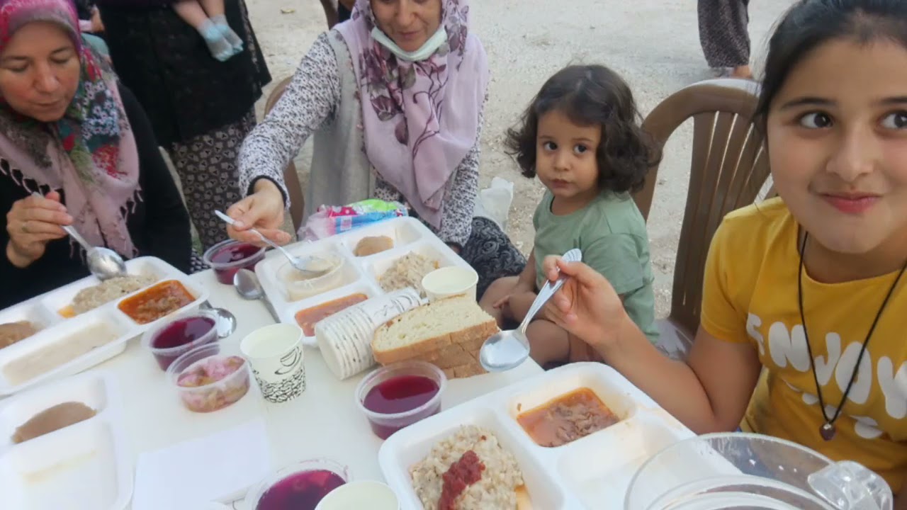 SÖĞÜTÇÜKLÜ KADINLARIN İMECE USULÜ DAYANIŞMASI YÖRÜK KÖYÜ SÖĞÜTÇÜK MAHALLESİNDE SÜNNET DÜĞÜNÜ
