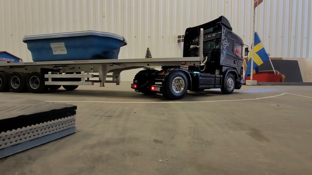 Tamiya Scania R620 4x2 -  Pool Transportation