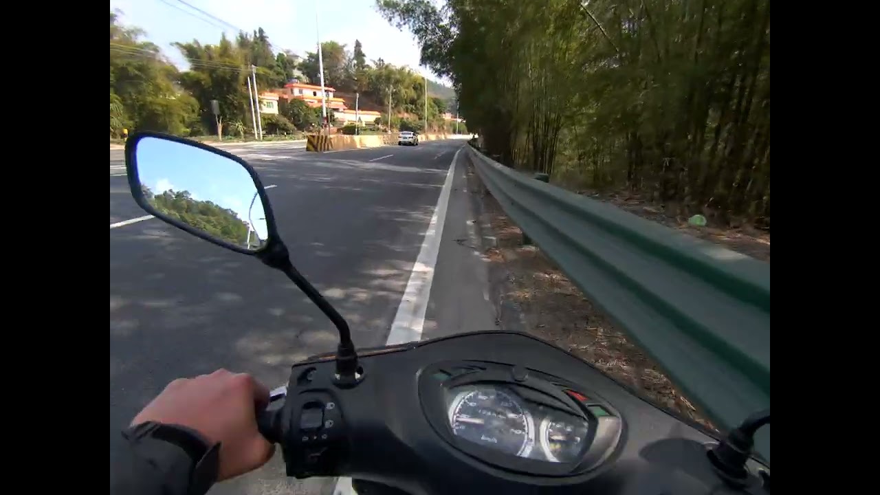 Hawkeye firefly thumb 3 vlog camera for motorcycle first person view