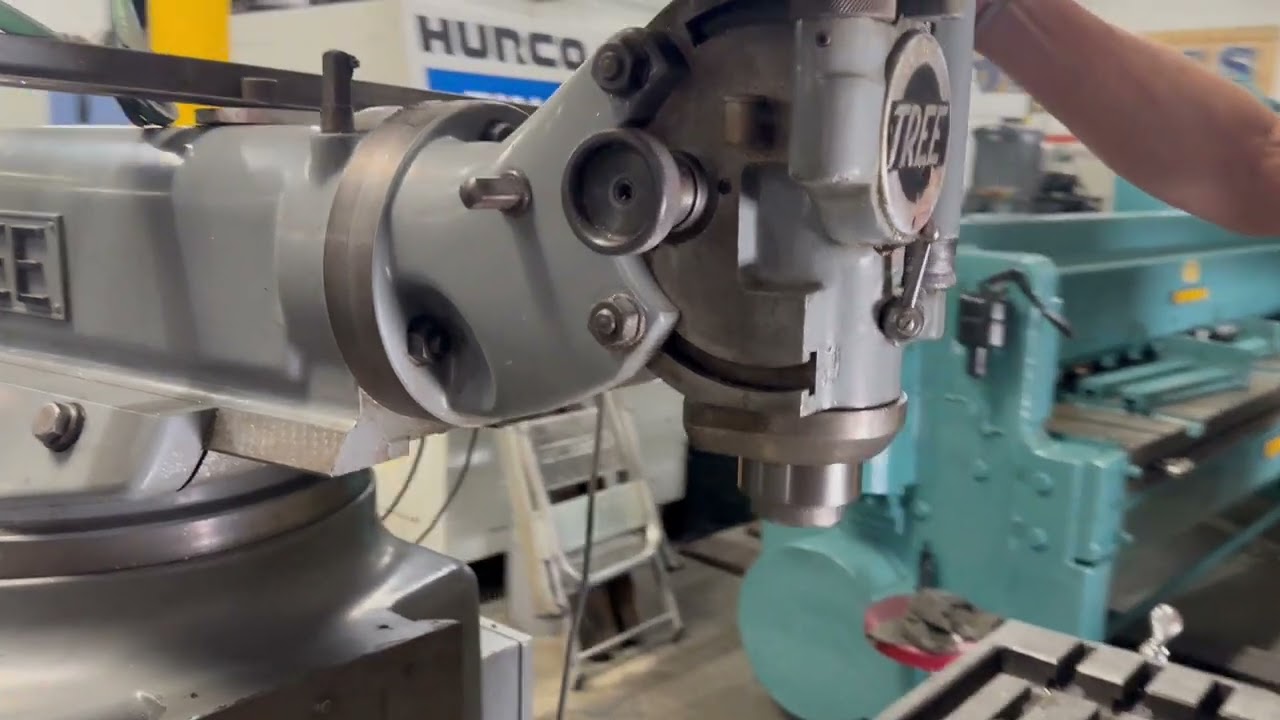 Tree Model 2UVR Vertical Mill 10.5
