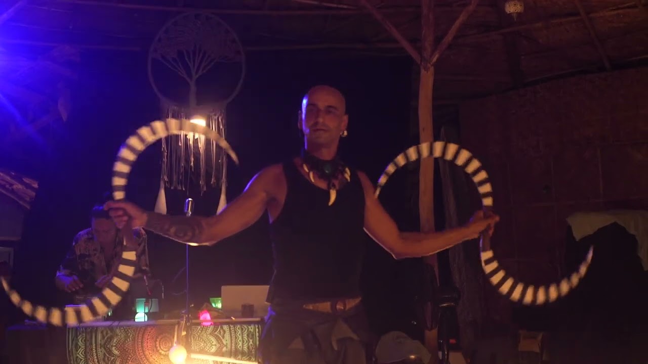 La Gota circus Sito buugeng performance Arambol Goa