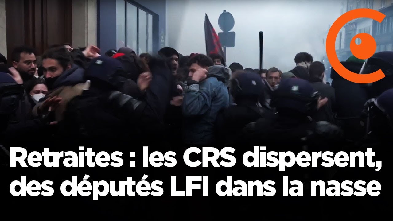Manif retraites : les CRS dispersent et les députés LFI rentrent dans la nasse (14 avril 2023 Paris)
