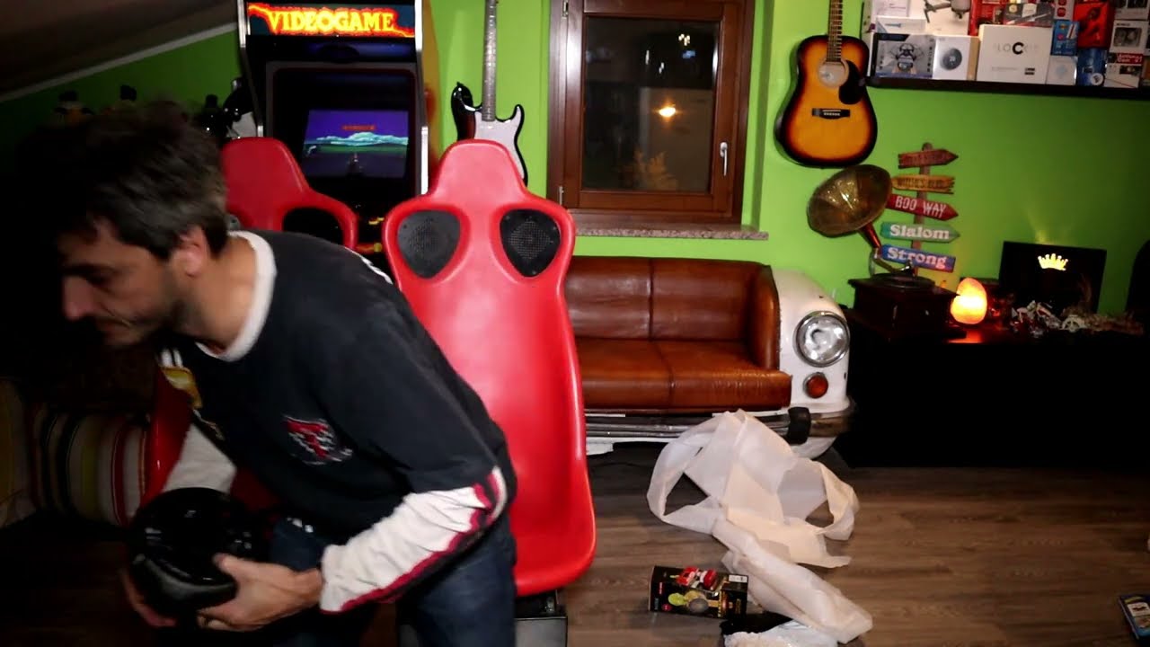 Con questo pallone fluttuante puoi giocare in casa senza fare danni incredibile ma vero