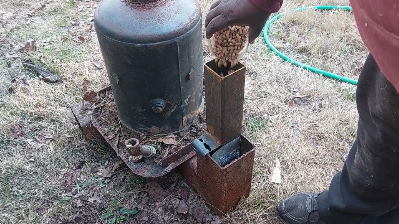 Rocket stove charcoal retort wood pellet basket test