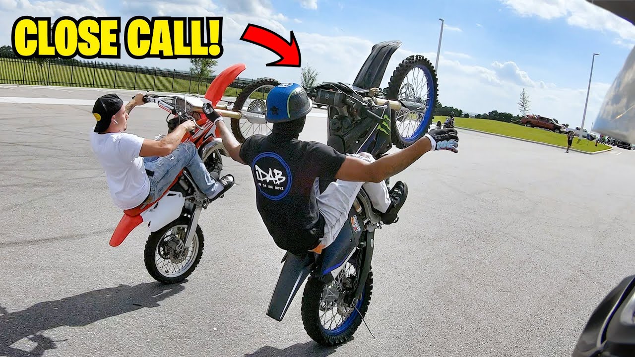 2 STROKE BATTLE GOING DOWN! BUSY LOT DAY!