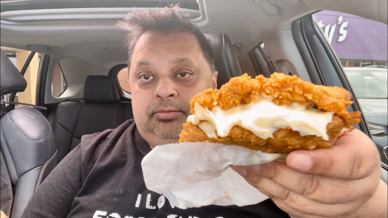 Удвоенная сила мукбанга от KFC