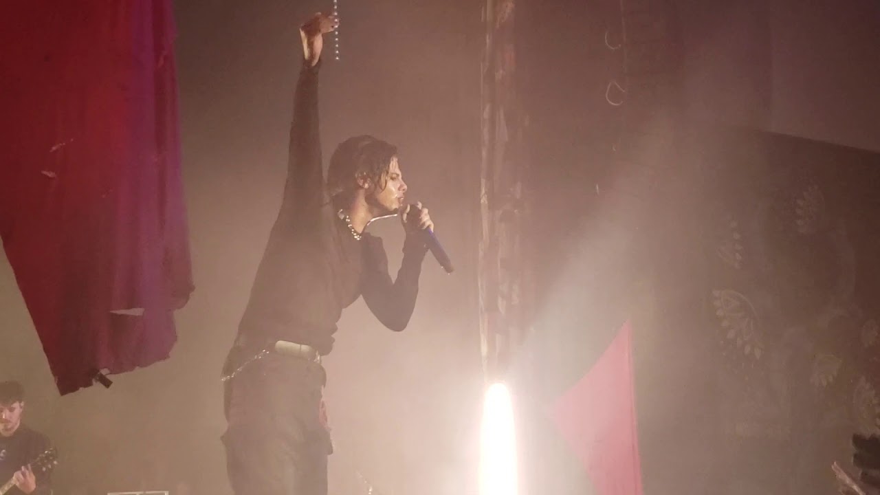 Yungblud- 