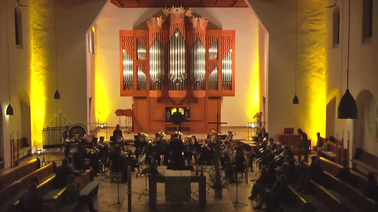 Brass Band München - Bach Toccata D Minor with organ