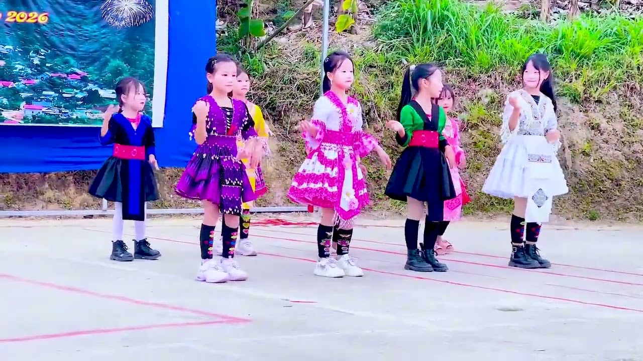 nkauj moob khun ha seev cev