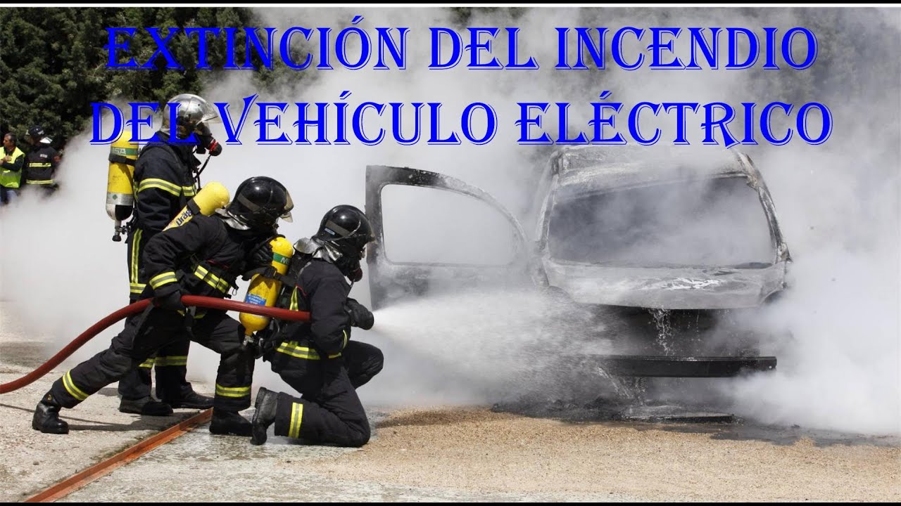 Extinción del incendio del vehículo eléctrico.