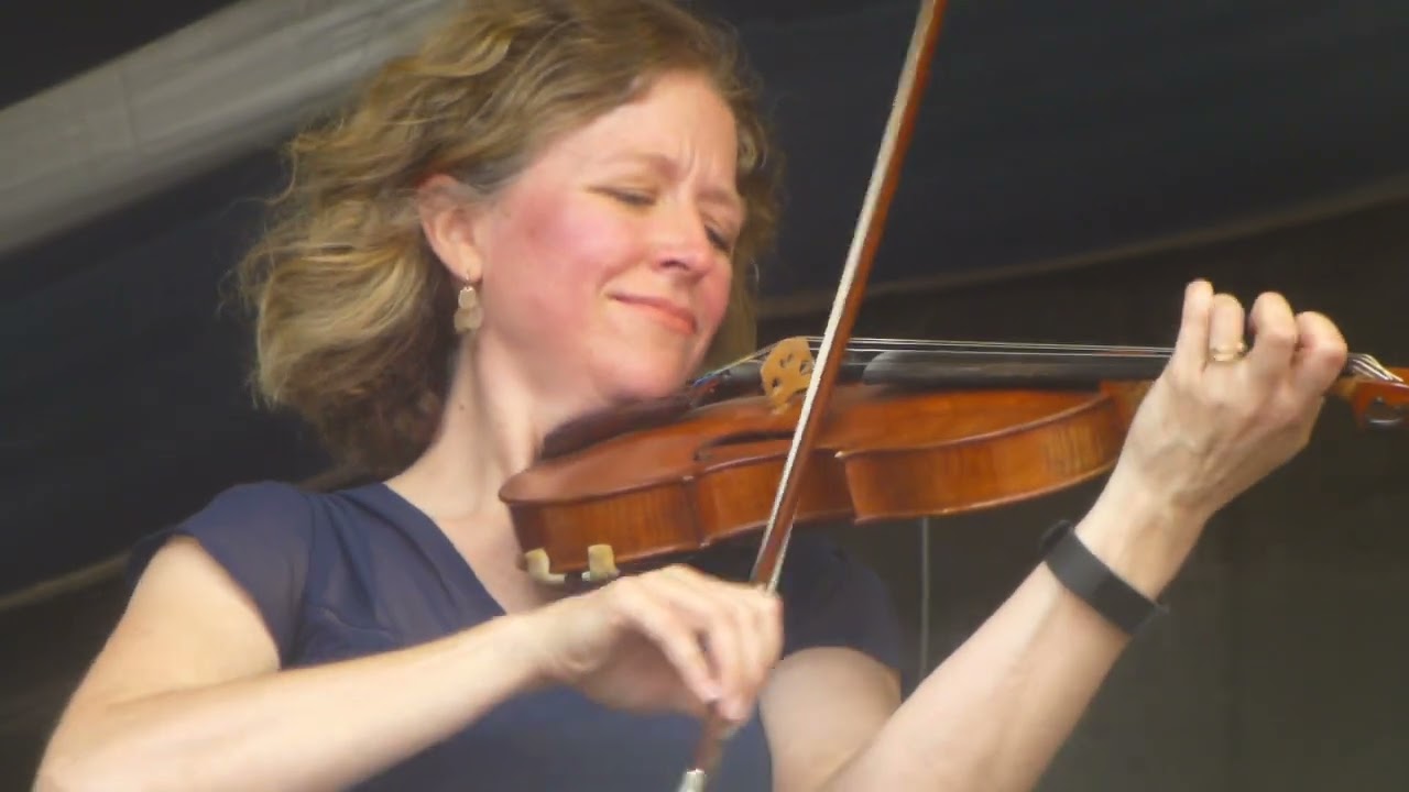 BONSOIR CATIN AT JAZZ FEST 2024. 2024-04-28