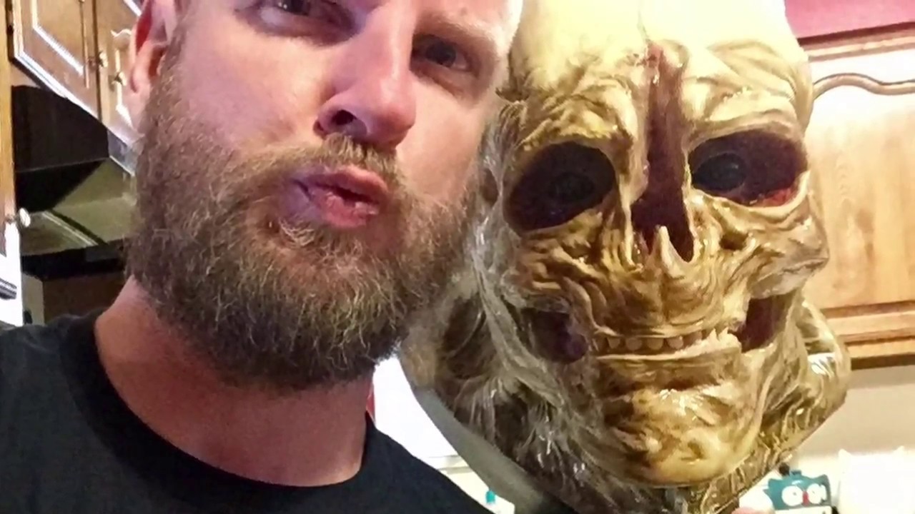 CoolProps - Alien Resurrection Newborn Bust Review