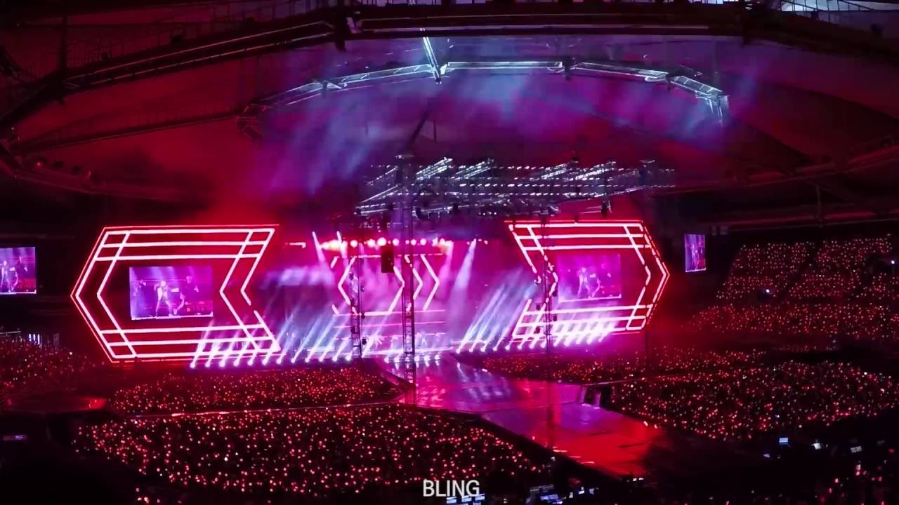 EXO'rDIUM - MAMA (wide angle ver.)