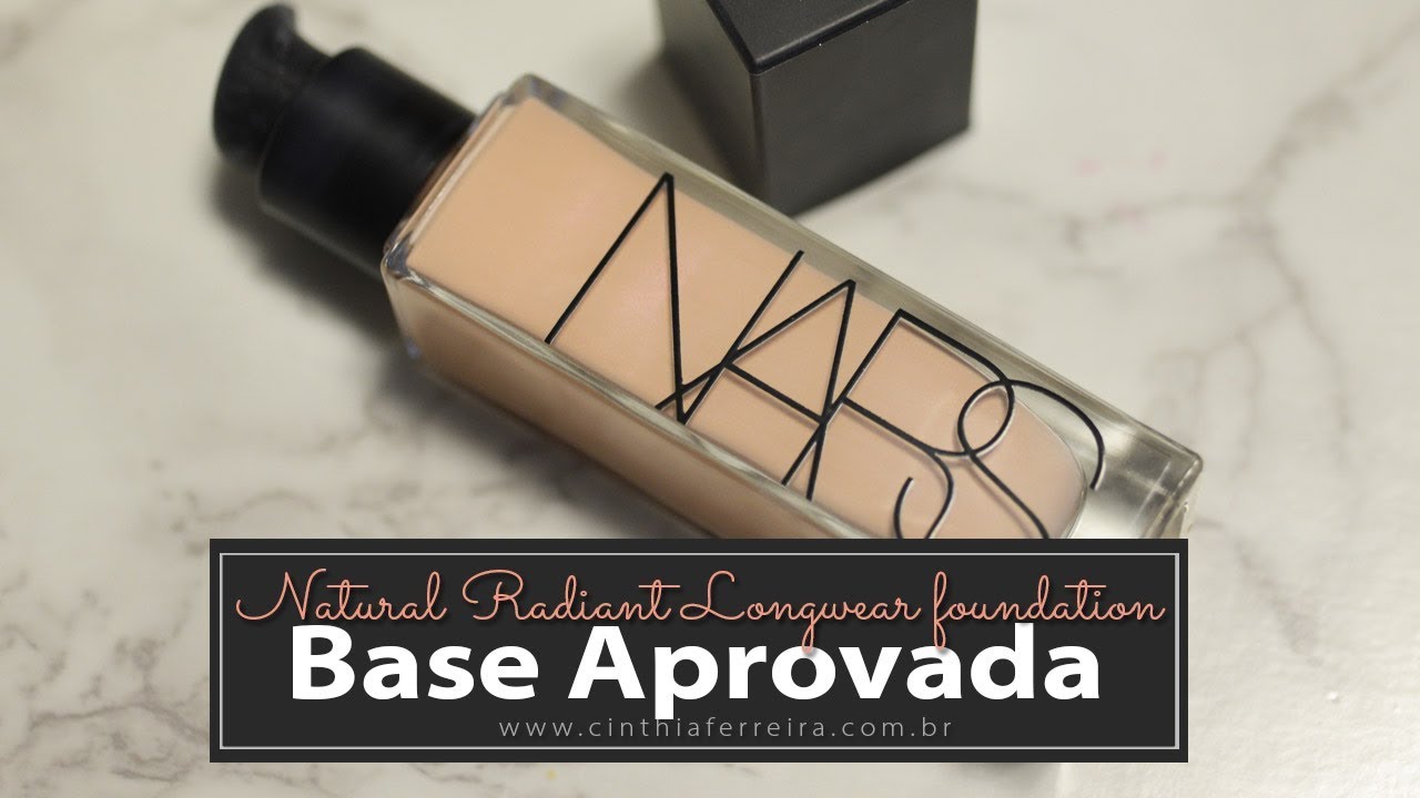 Base de longa dura&ccedil;&atilde;o  Natural Radiant Longwear foundation da Nars